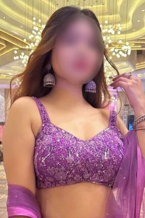İmamoğlu Gecelik escort Funda tek seans görüşmeler yapıyor