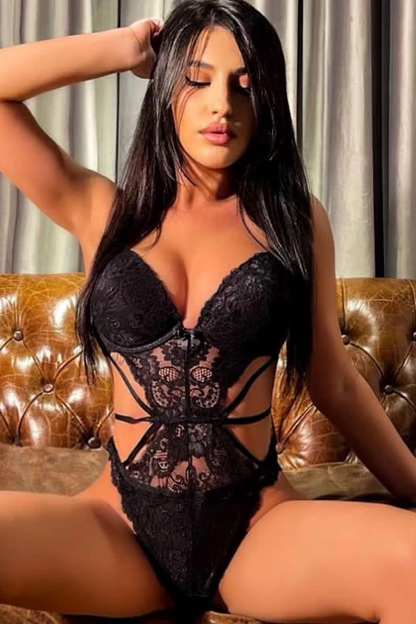 Tufanbeyli Heyecanlı Escort Ayla
