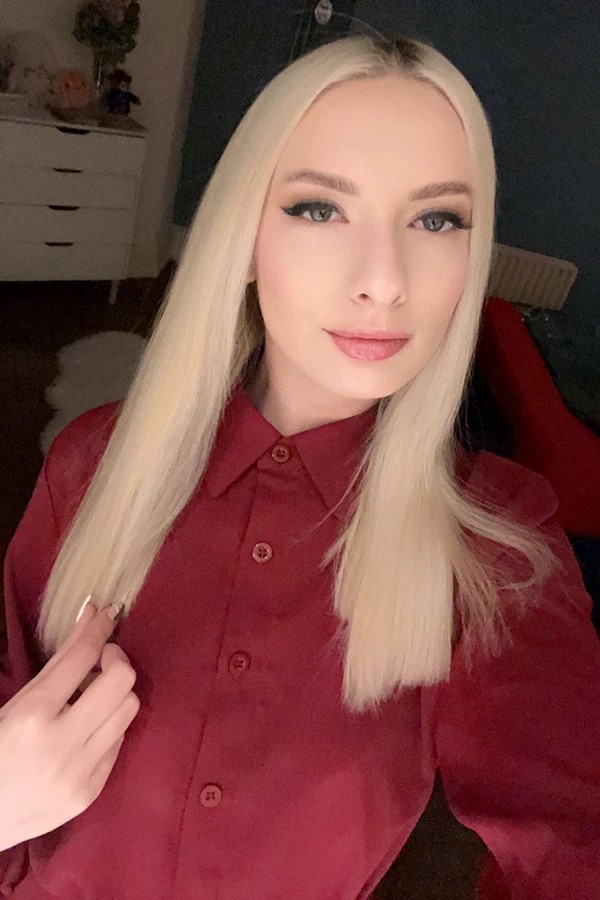 Sarıçam Escort Simay Gecenize Güneş Gibi Doğacak